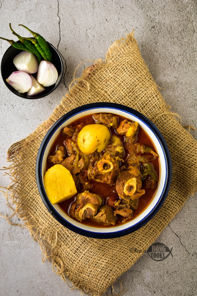 Mangshor Jhol