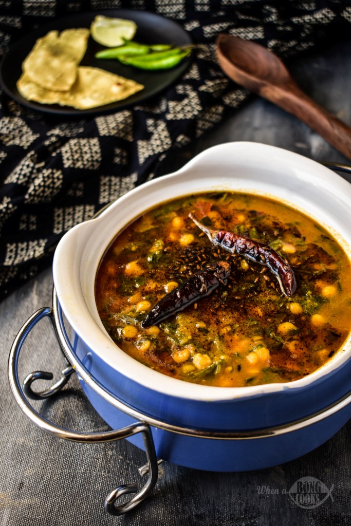 Dhaba Style Dal Palak
